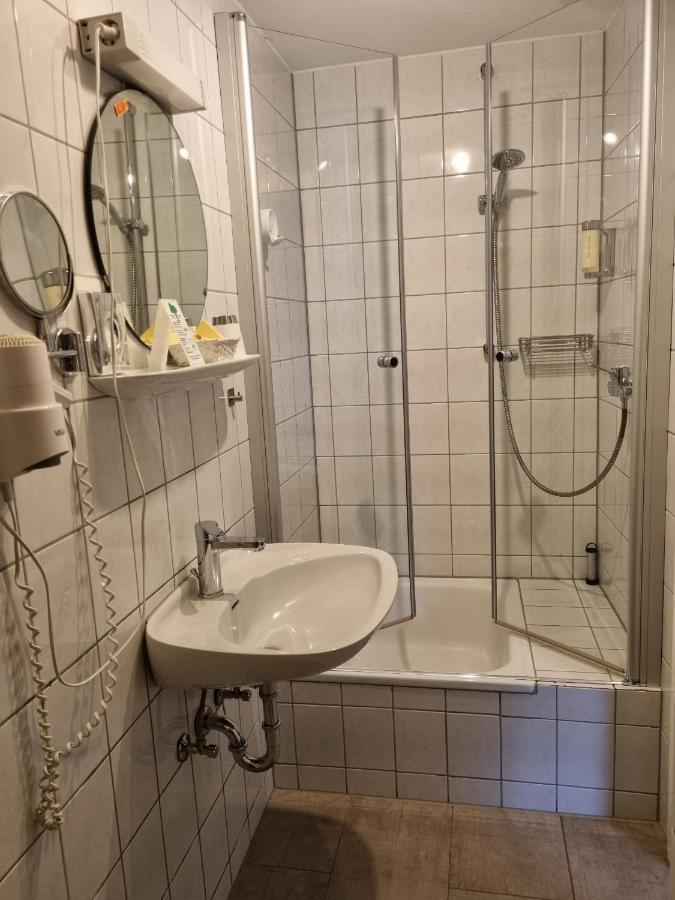 Venngasthof Zur Buche Monschau Rum bild