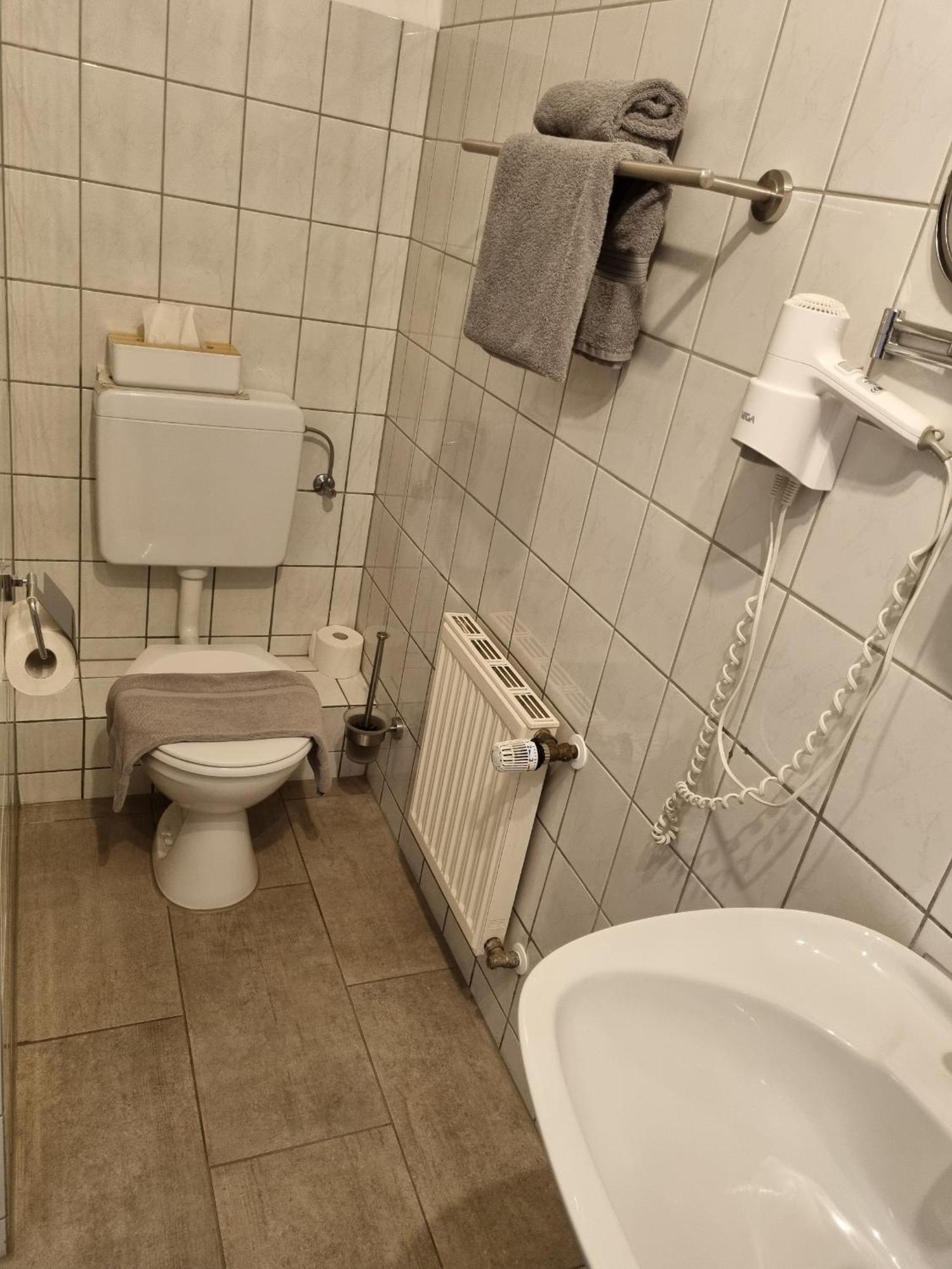 Venngasthof Zur Buche Monschau Rum bild